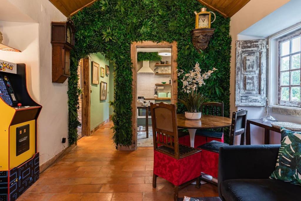 Unique Luxurious 17-Century Smart Chapel In Historical Center - Sintra Wow Villa Bagian luar foto