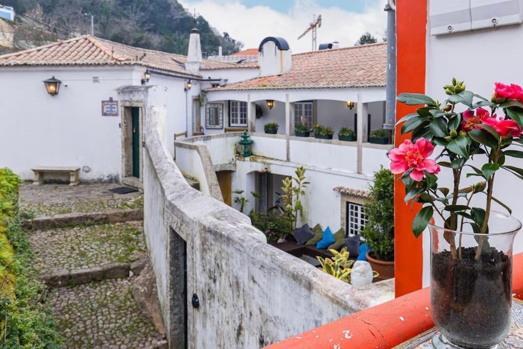 Unique Luxurious 17-Century Smart Chapel In Historical Center - Sintra Wow Villa Bagian luar foto