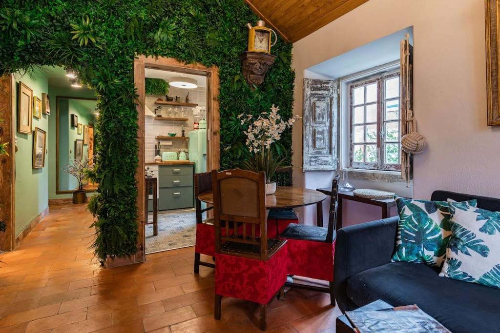 Unique Luxurious 17-Century Smart Chapel In Historical Center - Sintra Wow Villa Bagian luar foto