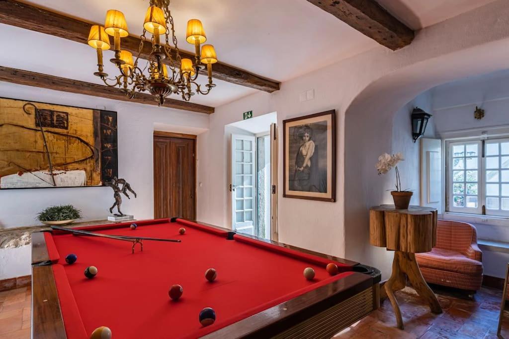 Unique Luxurious 17-Century Smart Chapel In Historical Center - Sintra Wow Villa Bagian luar foto